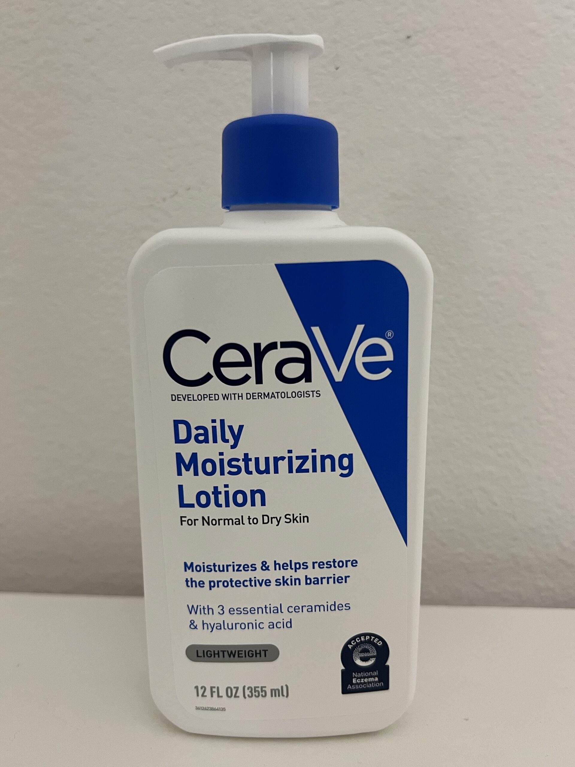 CeraVe 保湿クリーム 乾燥肌〜普通肌向け