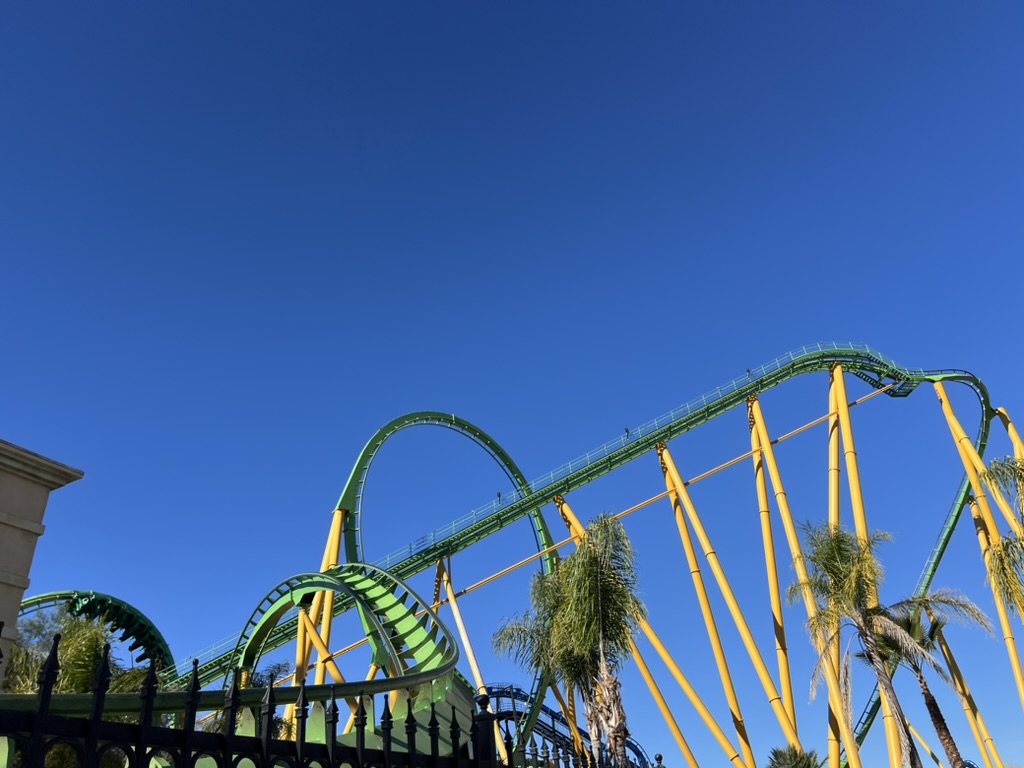 シックスフラッグスマジックマウンテン Six Flags Magic Mountain
